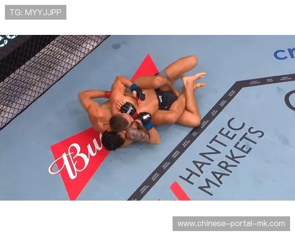 乔纳森·米卡勒夫第二回合技术性裸绞胜奥班·埃利奥特，收获UFC 325终结奖金2.5万美元